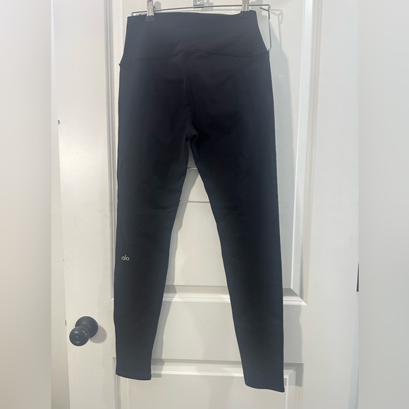 ALO Yoga Leggings Black - Picture 2 of 6